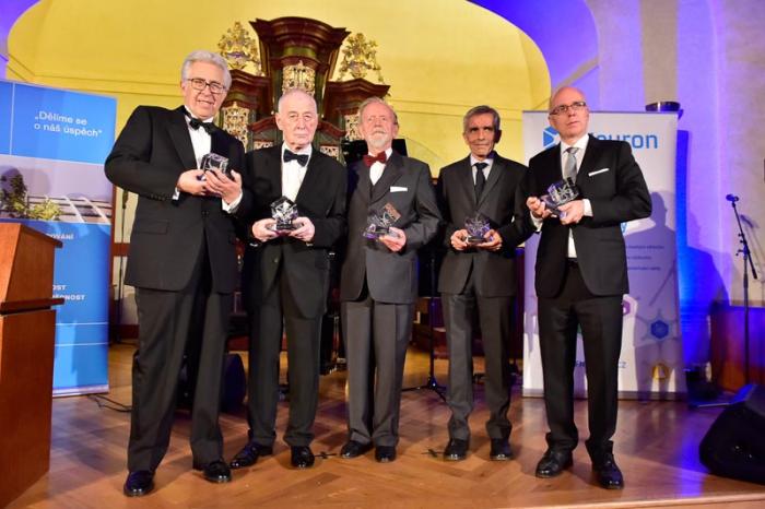 The 2015 Neuron Award for contribution to world science