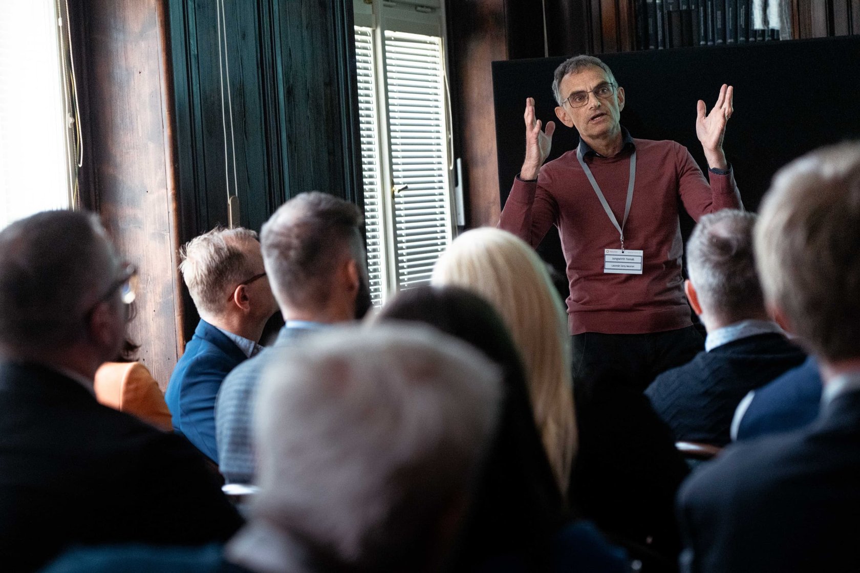Neuron Club: from altermagnetism to the stars
