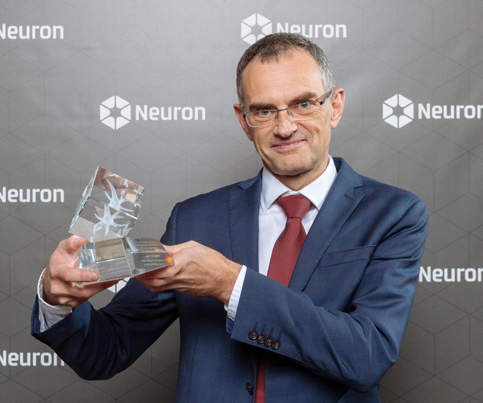 Neuron Story with Kateřina Falk: The award helped me to a new discovery