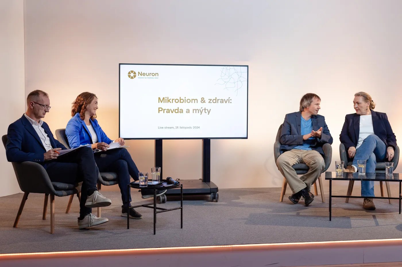 Neuron Online Talk – panel discussion