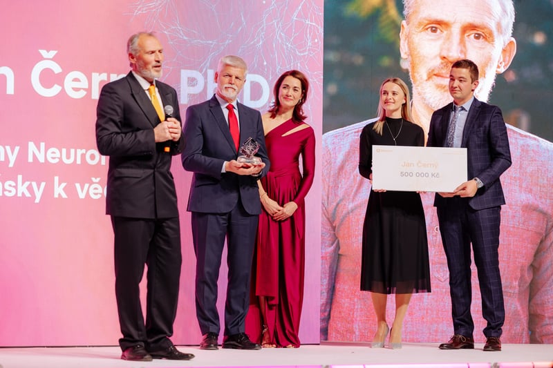 Nominujte excelentní vědce na Ceny Neuron 2025