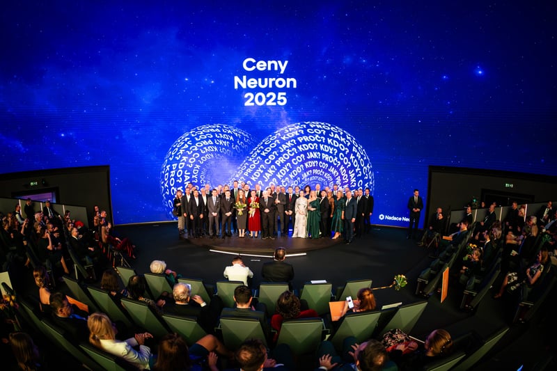 Ceny Neuron 2025 rozzářili Grygar, Havrdová i vědecké naděje