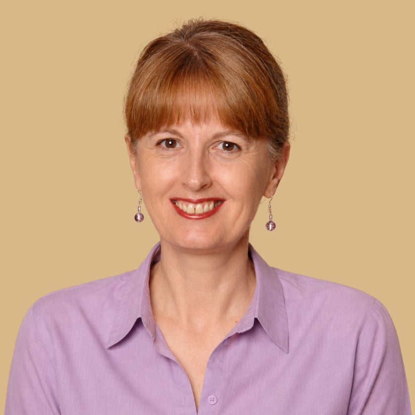 Dr Linda Evans