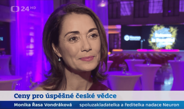 Monika Vondráková a rozhovor pro ČT24 před Cenami Neuron 2024
