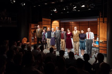 Elegance molekuly dotančila k nejvyšší sledovanosti v kinech