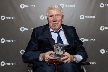 Za imunologem Janem Kleinem