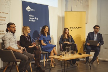 Společnost 4.0: Jaká je budoucnost mezilidských vztahů?